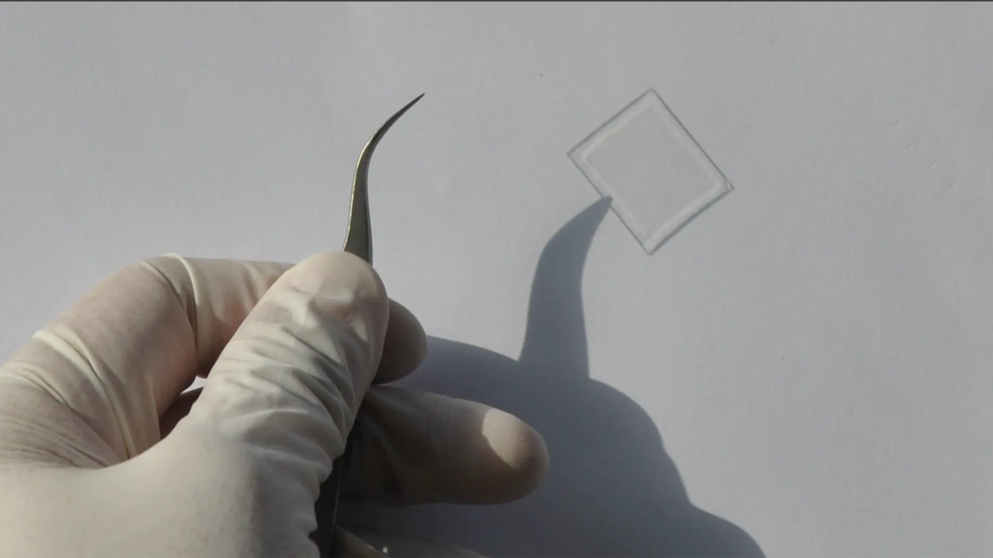 No more problems with reflective surfaces